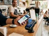 O Guia Definitivo para Pagar com Celular via NFC: Praticidade e Segurança no seu Bolso